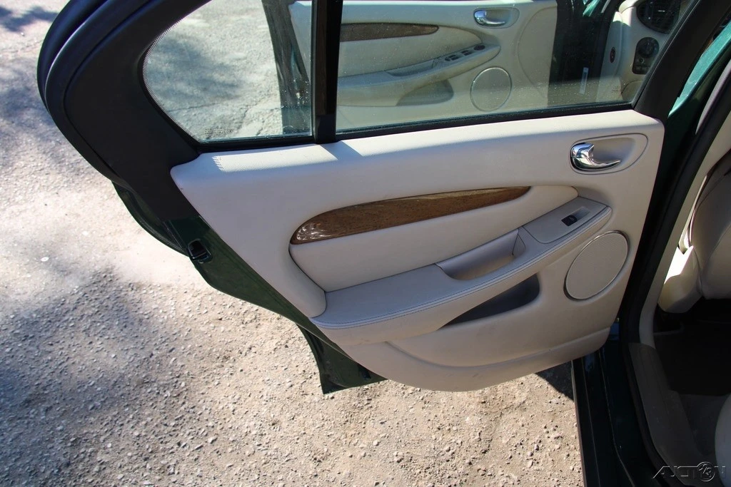 2003 Jaguar X-Type - Image 17 of 21