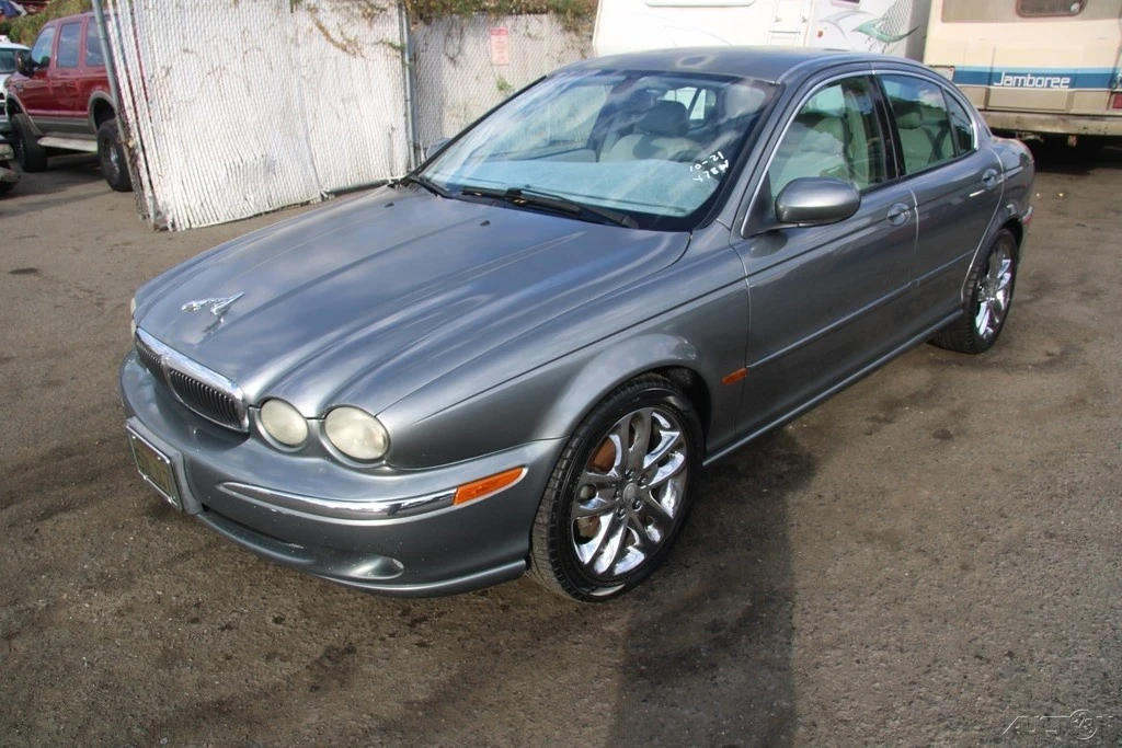 2003 Jaguar X-Type - Image 2 of 21
