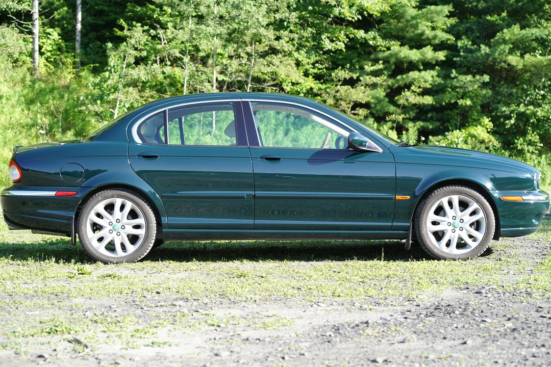2003 Jaguar X-Type - Image 10 of 31