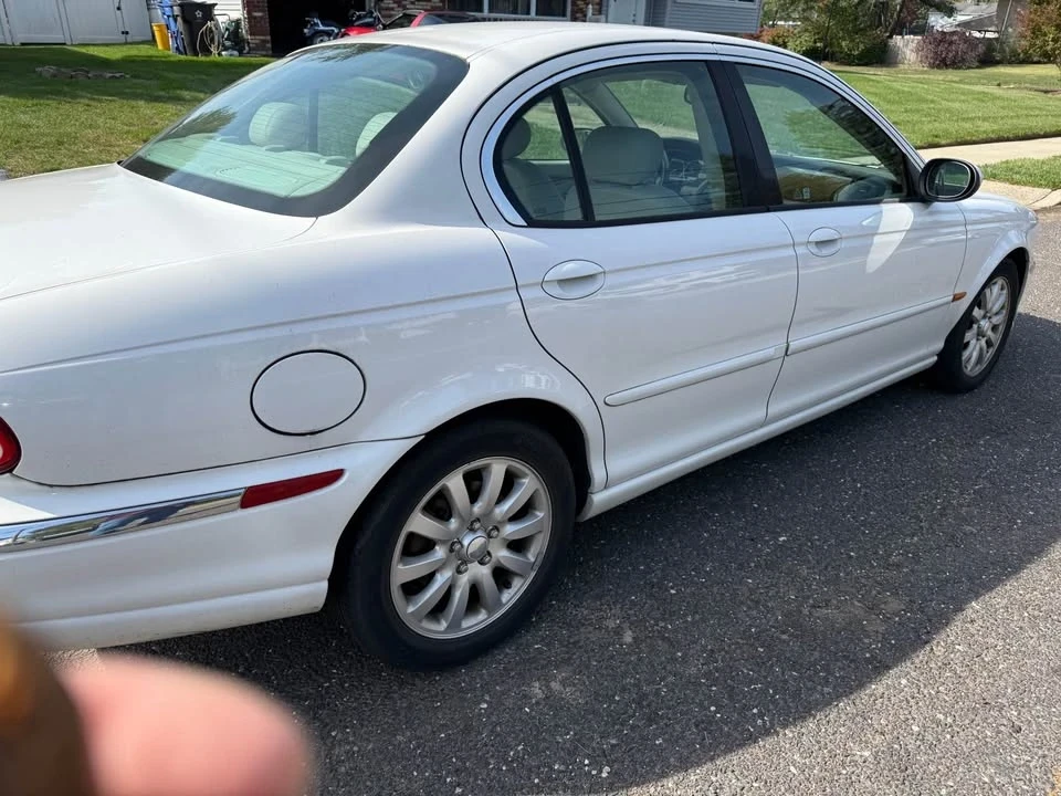 2003 Jaguar X-Type - Image 2 of 6