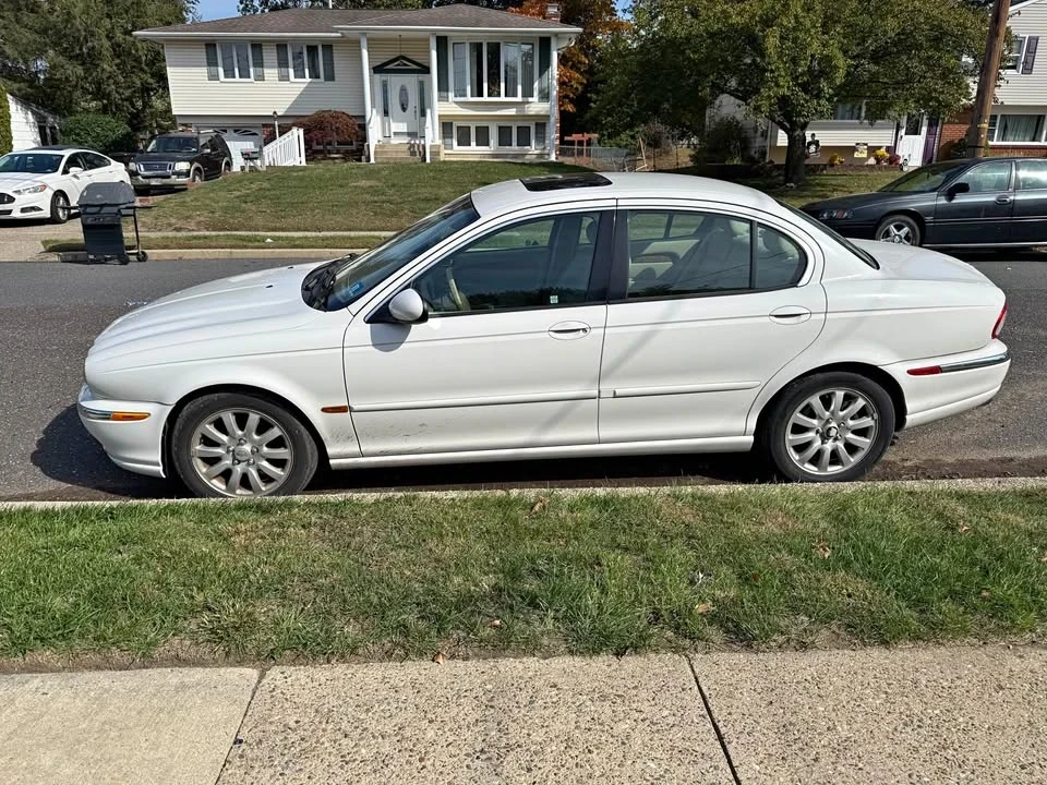 2003 Jaguar X-Type - Image 1 of 6