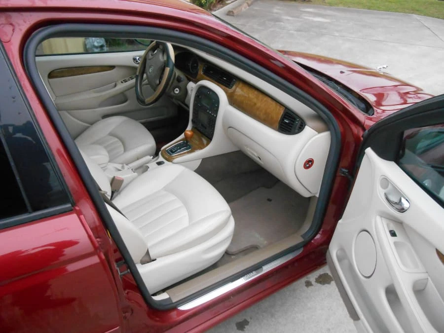 2003 Jaguar X-Type - Image 4 of 9