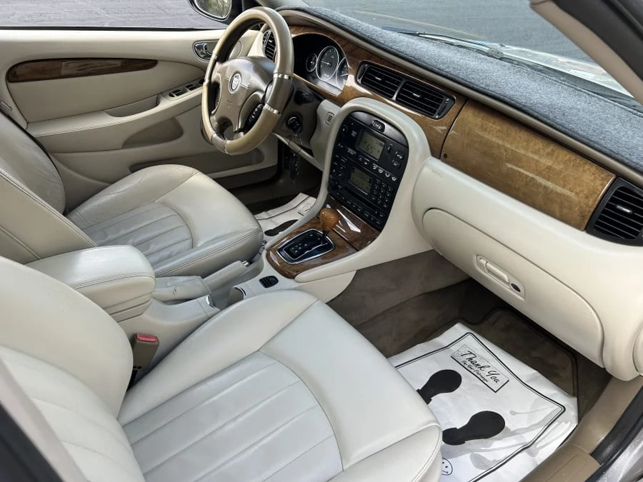 2003 Jaguar X-Type - Image 6 of 10