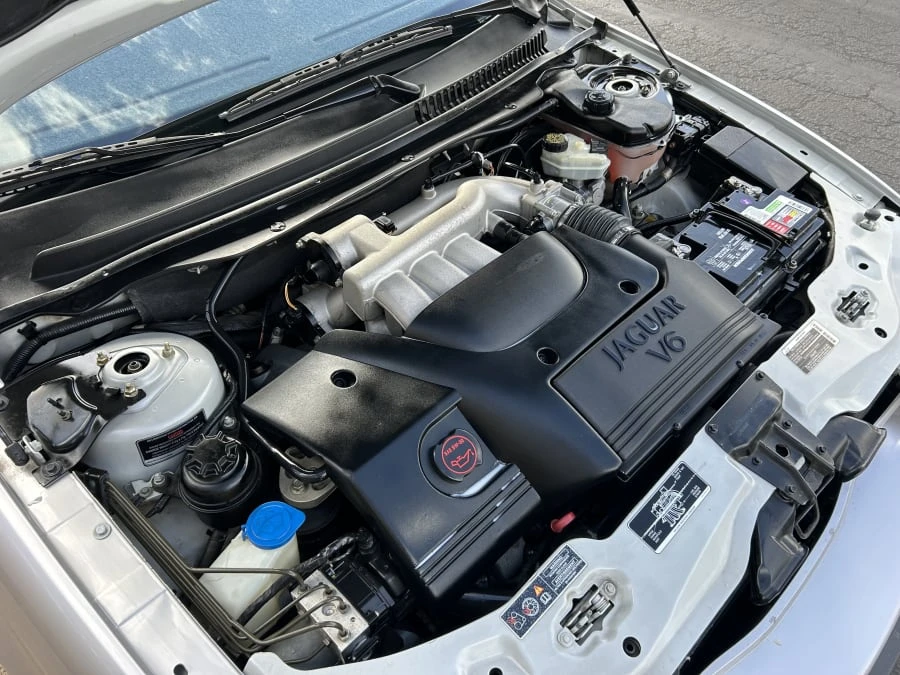 2003 Jaguar X-Type - Image 9 of 10