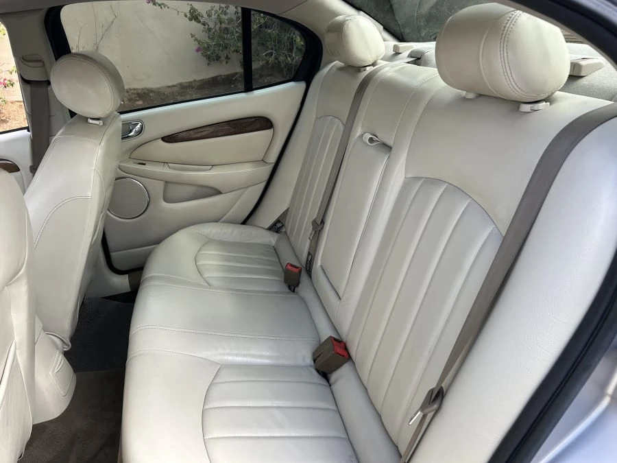 2003 Jaguar X-Type - Image 8 of 10