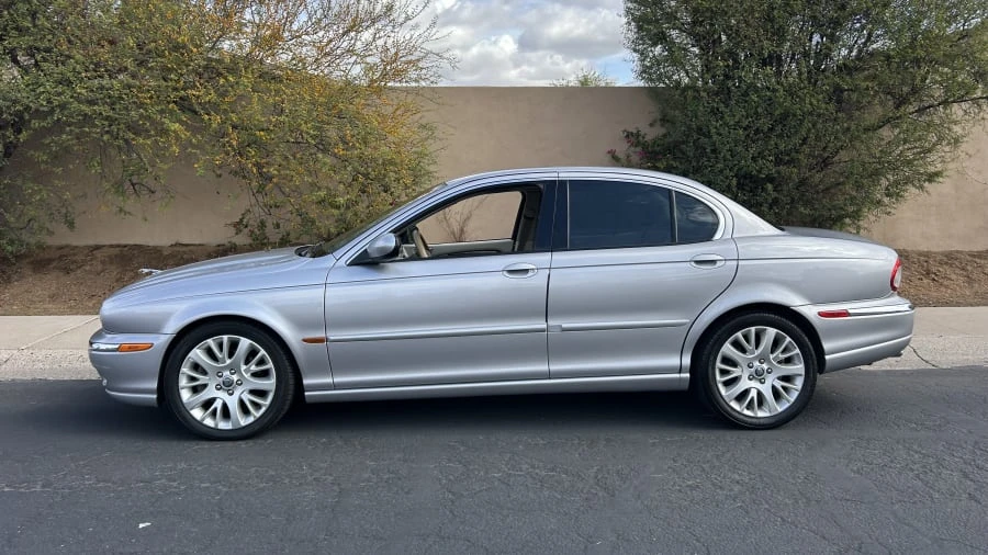 2003 Jaguar X-Type - Image 2 of 10