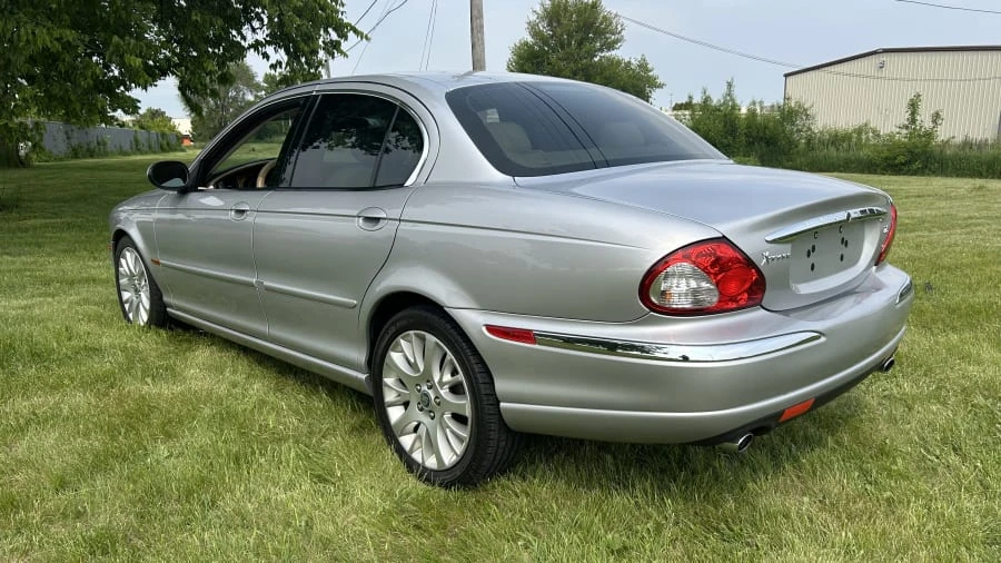 2003 Jaguar X-Type - Image 3 of 9