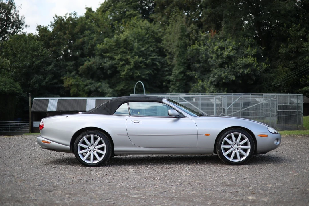 2003 Jaguar X100 XK8 - Image 22 of 30