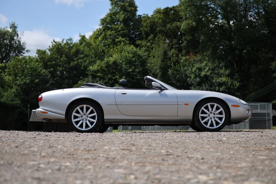 2003 Jaguar X100 XK8 - Image 5 of 30
