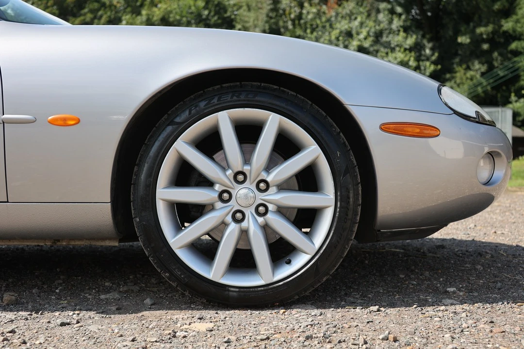 2003 Jaguar X100 XK8 - Image 23 of 30