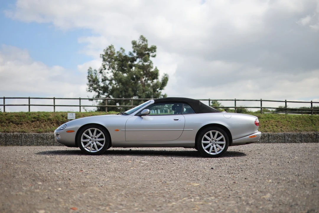 2003 Jaguar X100 XK8 - Image 21 of 30