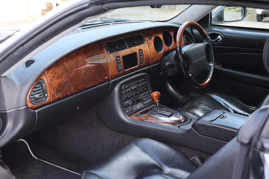 2003 Jaguar X100 XK8 - Image 30 of 30