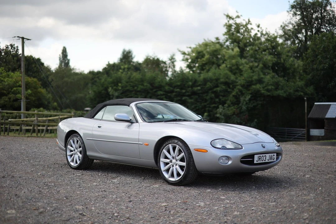 2003 Jaguar X100 XK8 - Image 16 of 30