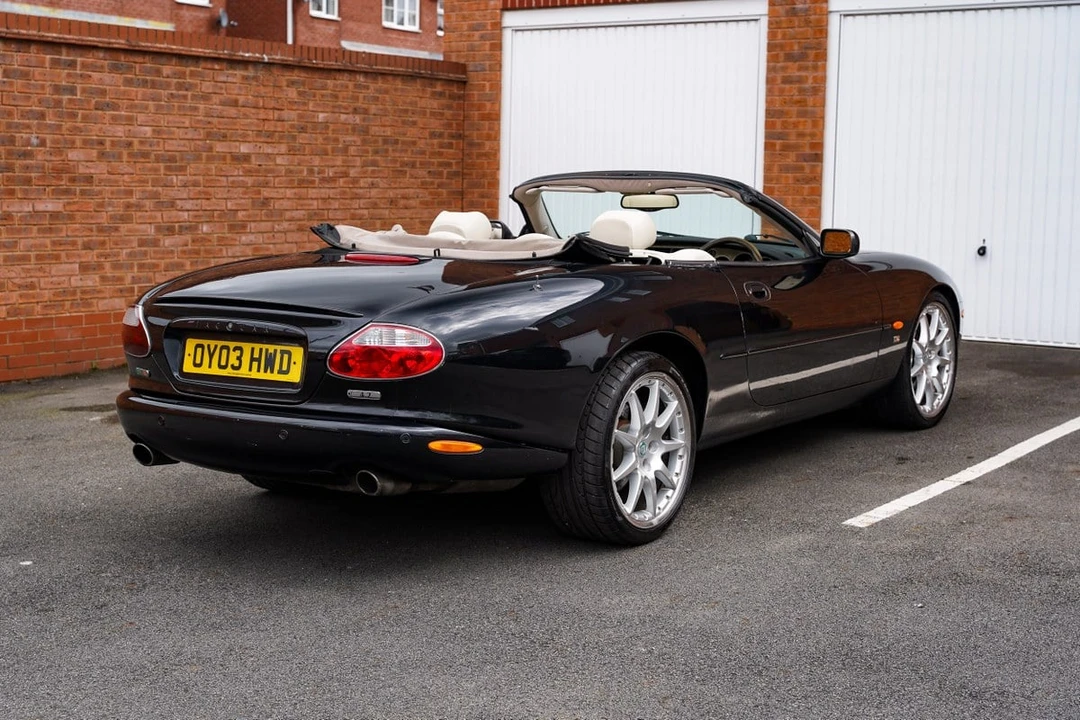 2003 Jaguar X100 XKR - Image 25 of 30