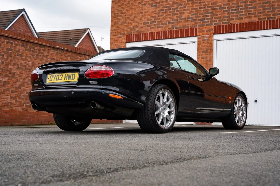 2003 Jaguar X100 XKR - Image 27 of 30