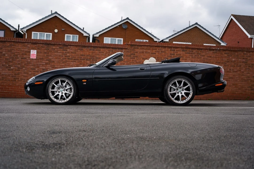 2003 Jaguar X100 XKR - Image 14 of 30