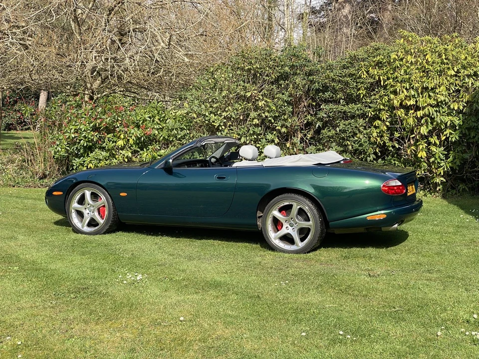 2003 Jaguar X100 XKR - Image 10 of 30