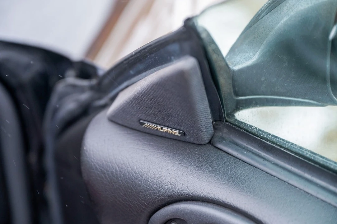 2003 Jaguar X100 XKR - Image 24 of 30