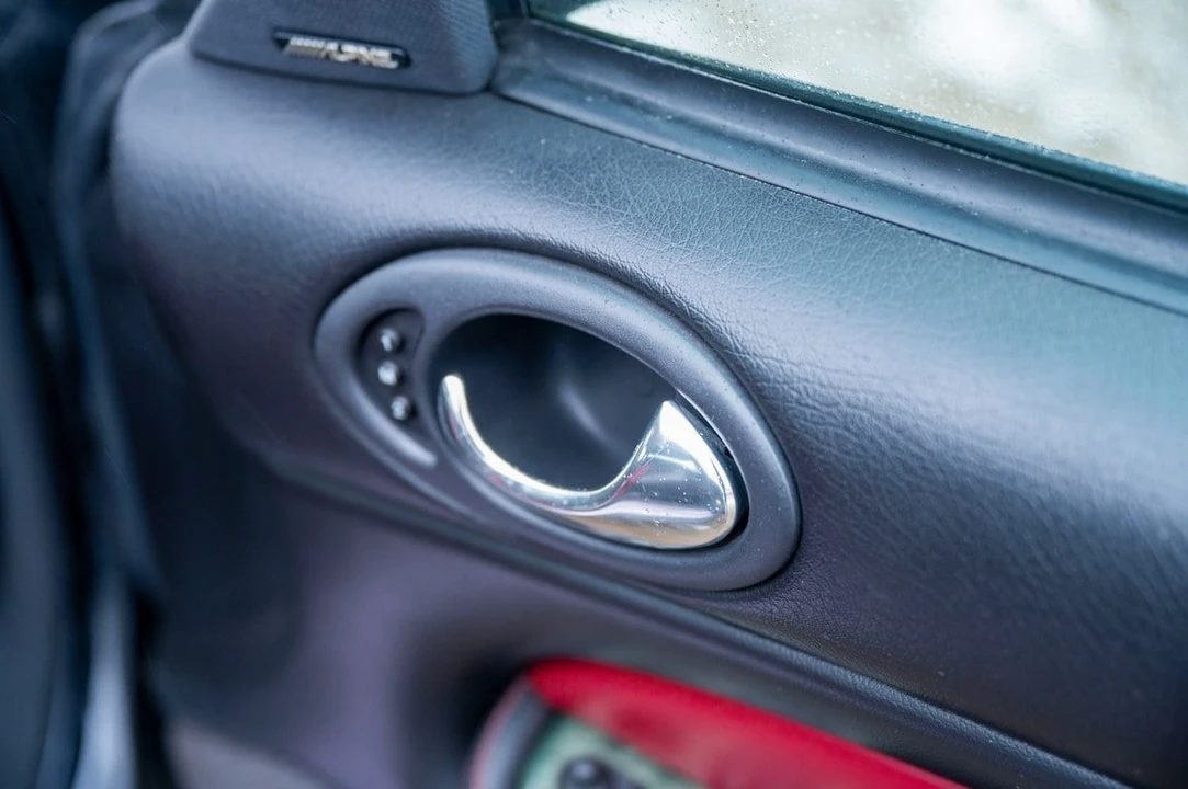 2003 Jaguar X100 XKR - Image 25 of 30