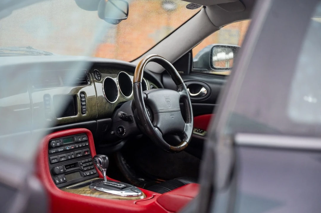 2003 Jaguar X100 XKR - Image 20 of 30