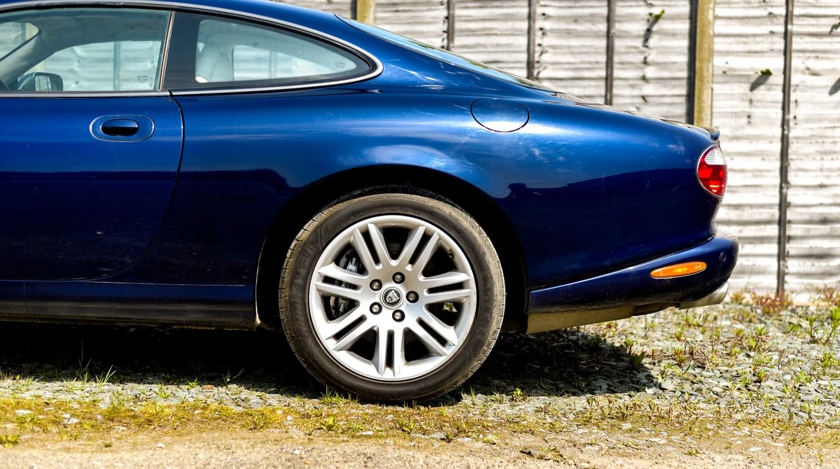 2003 Jaguar X100 XKR - Image 17 of 30