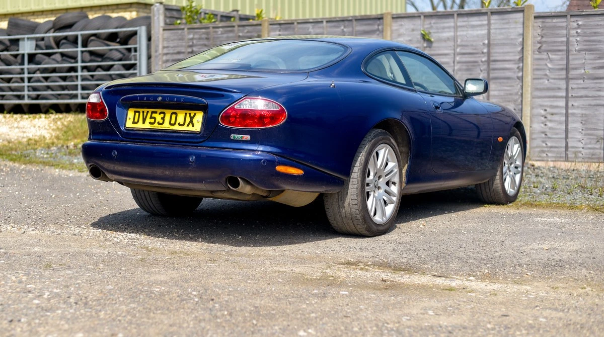 2003 Jaguar X100 XKR - Image 9 of 30