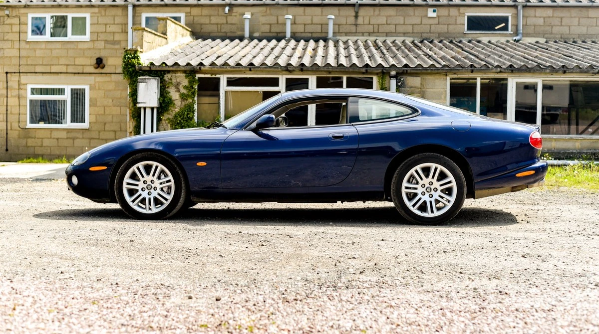 2003 Jaguar X100 XKR - Image 13 of 30