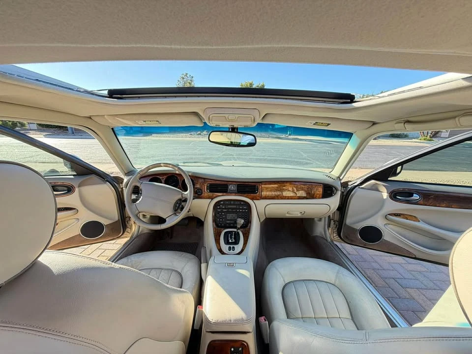 2003 Jaguar X308 XJ - Image 3 of 5