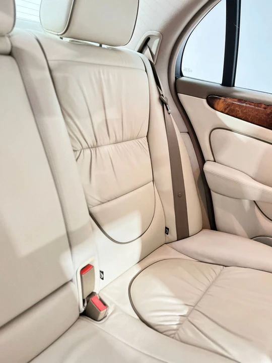 2003 Jaguar X308 XJ - Image 26 of 31