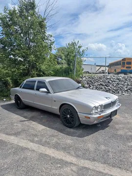 2003 Jaguar XJ