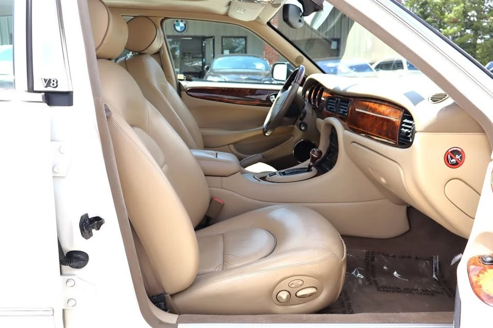 2003 Jaguar X308 XJ - Image 20 of 20