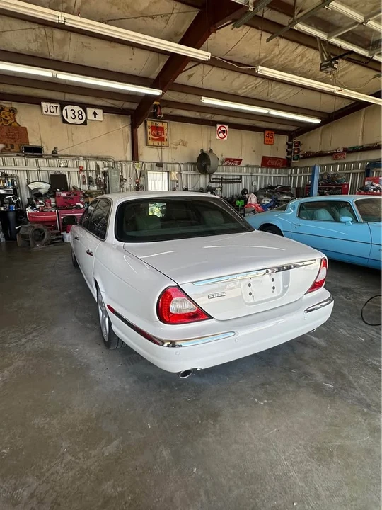 2003 Jaguar X308 XJ - Image 6 of 6