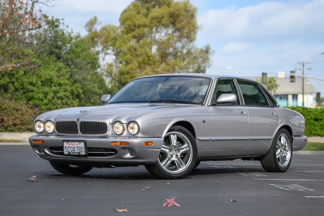 2003 Jaguar X308 XJ - Image 2 of 31