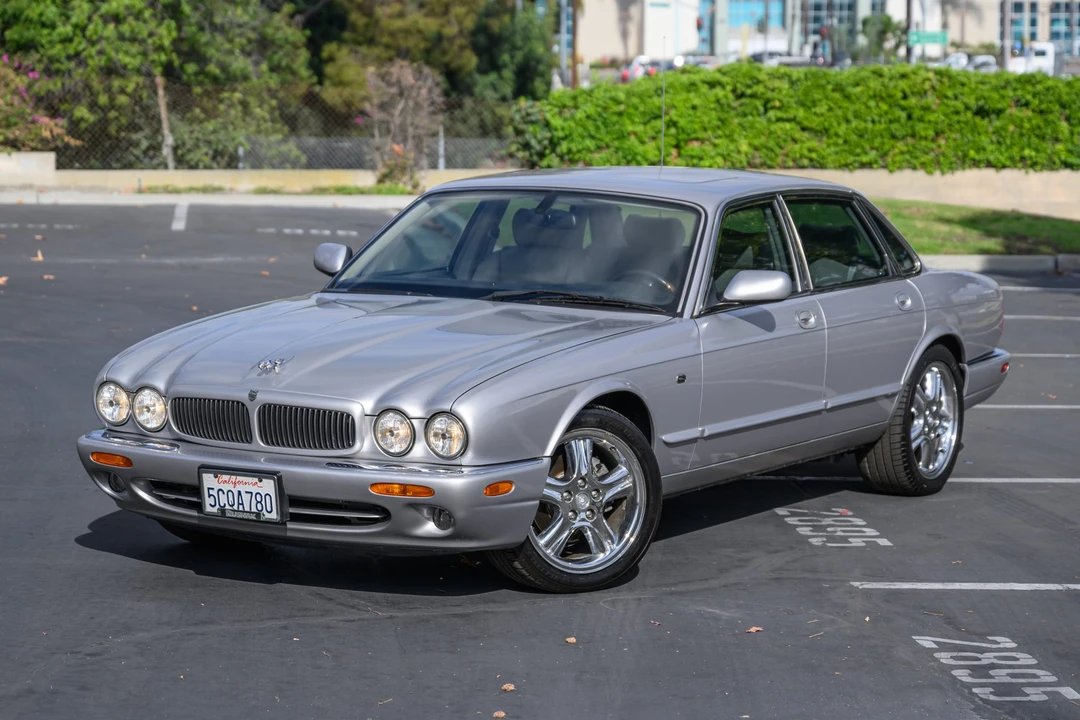 2003 Jaguar X308 XJ - Image 3 of 31