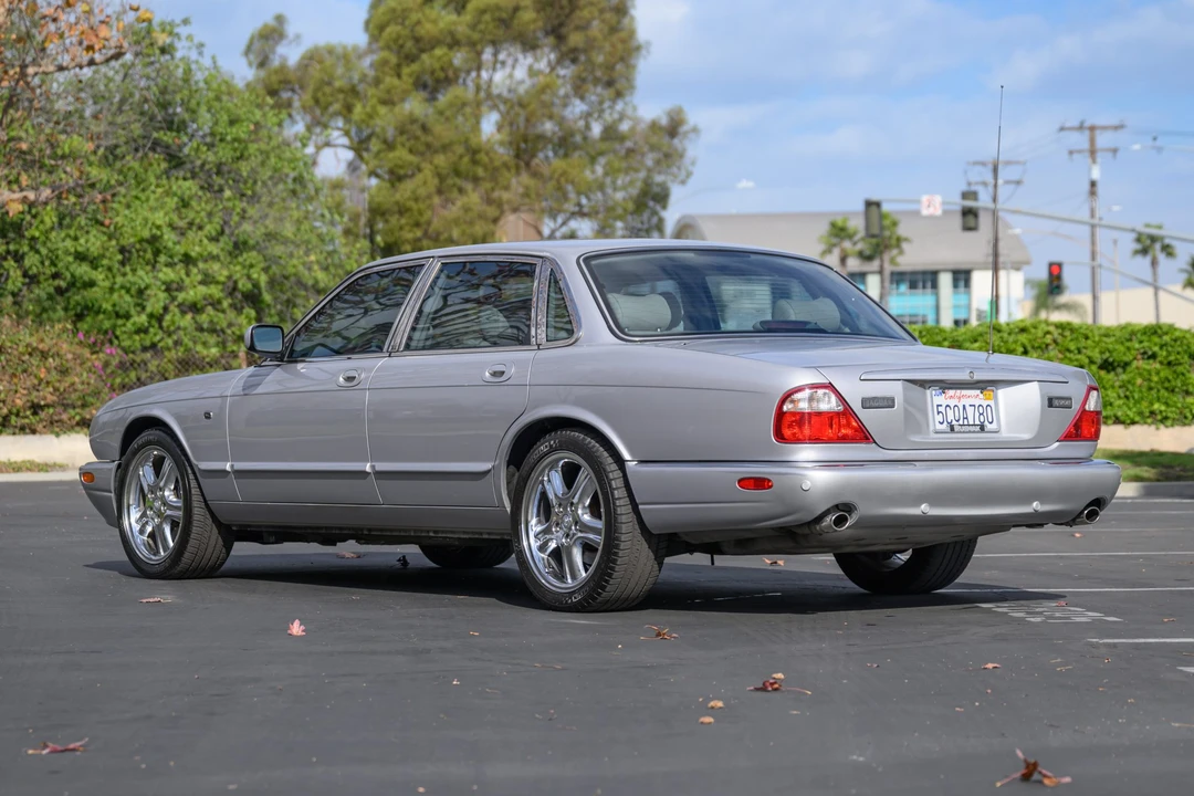 2003 Jaguar X308 XJ - Image 17 of 31