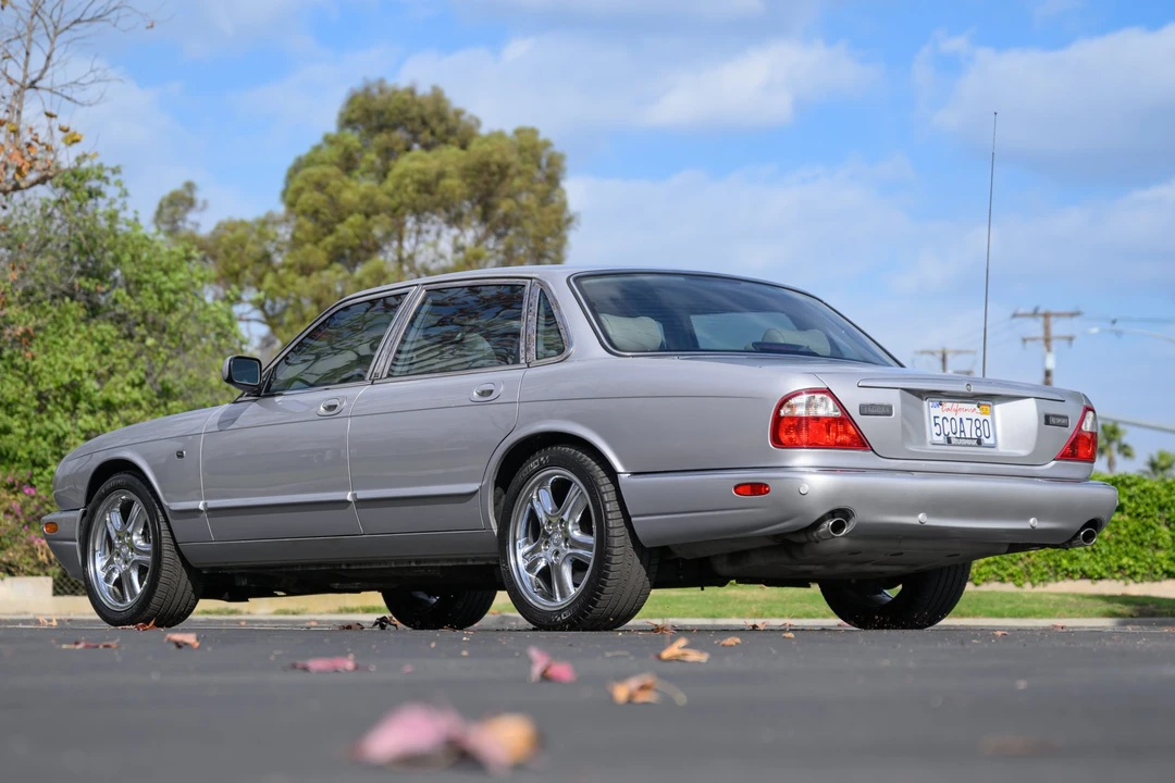 2003 Jaguar X308 XJ - Image 18 of 31