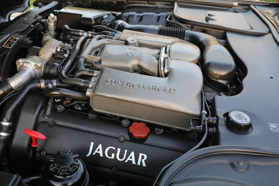 2003 Jaguar X308 XJR - Image 7 of 12