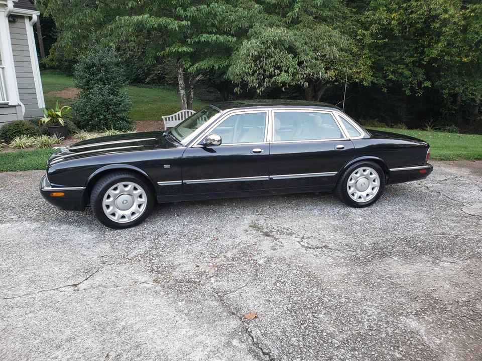 2003 Jaguar X308 XJ - Image 9 of 31