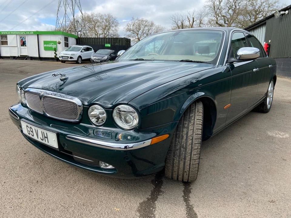 2003 Jaguar X308 XJR - Image 12 of 30