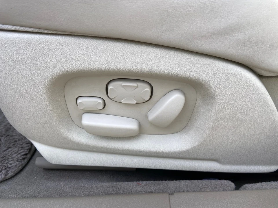 2003 Jaguar X308 XJR - Image 26 of 30