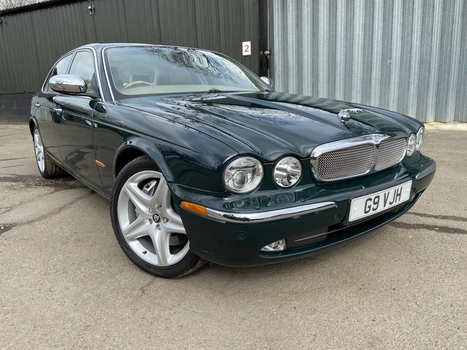 2003 Jaguar X308 XJR - Image 10 of 30