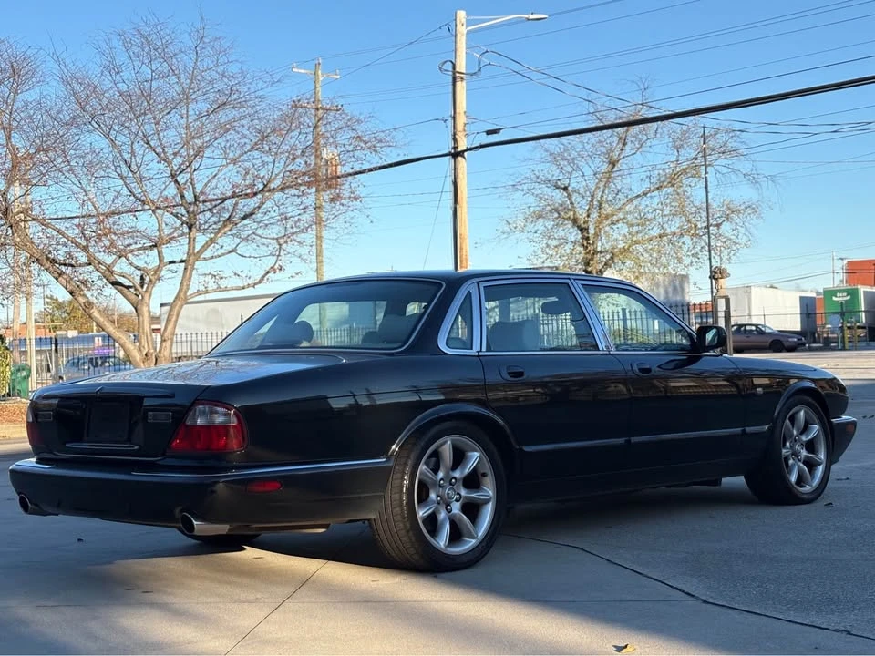 2003 Jaguar X308 XJR - Image 4 of 17