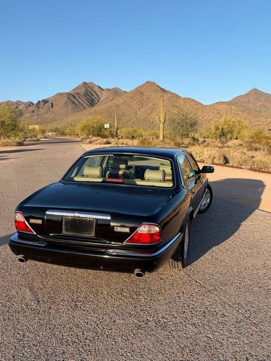 2003 Jaguar X308 XJ - Image 2 of 19
