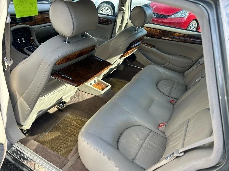 2003 Jaguar X308 XJ - Image 10 of 12