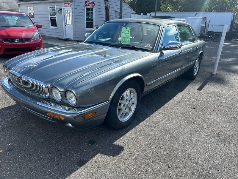 2003 Jaguar X308 XJ - Image 2 of 12