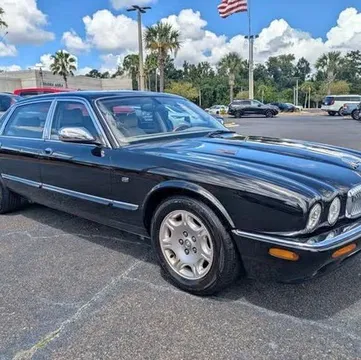 2003 Jaguar XJ Vanden Plas