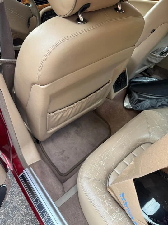 2003 Jaguar X308 XJ - Image 9 of 13