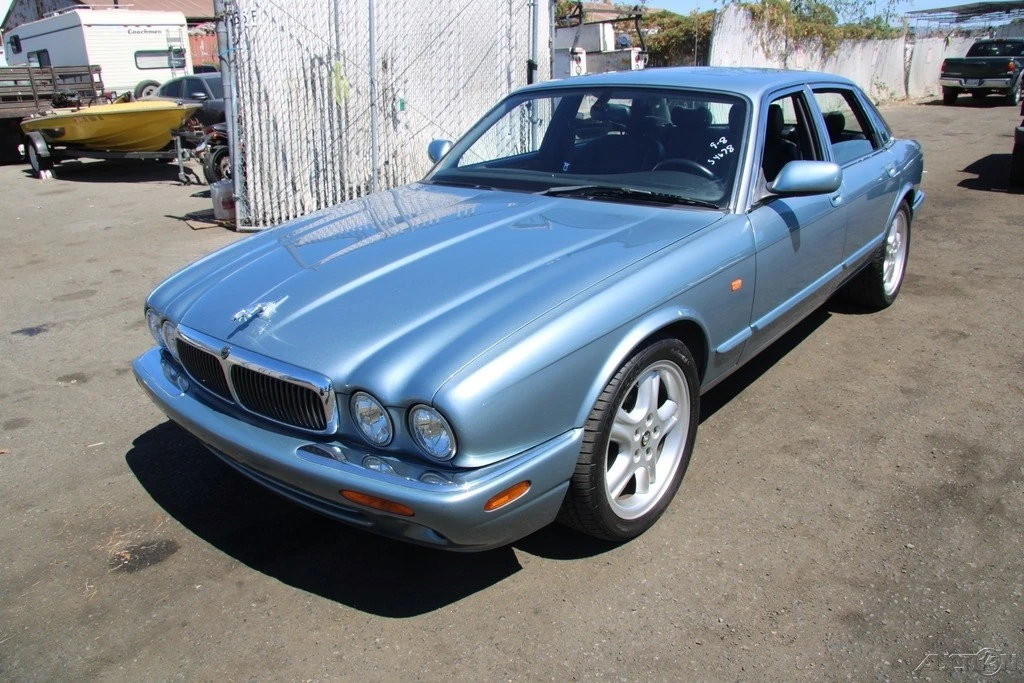 2003 Jaguar X308 XJ - Image 2 of 21