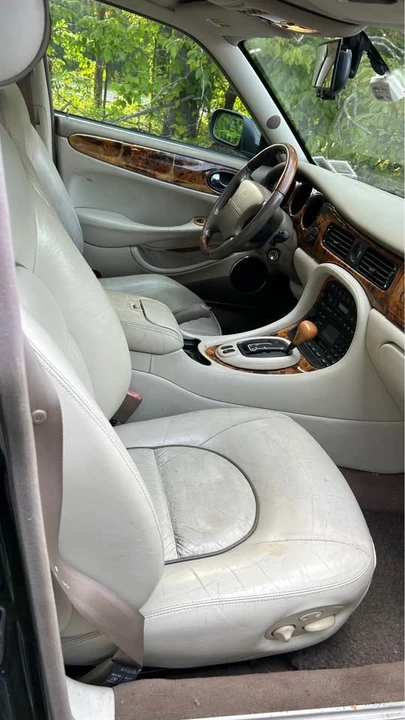 2003 Jaguar X308 XJ - Image 4 of 7