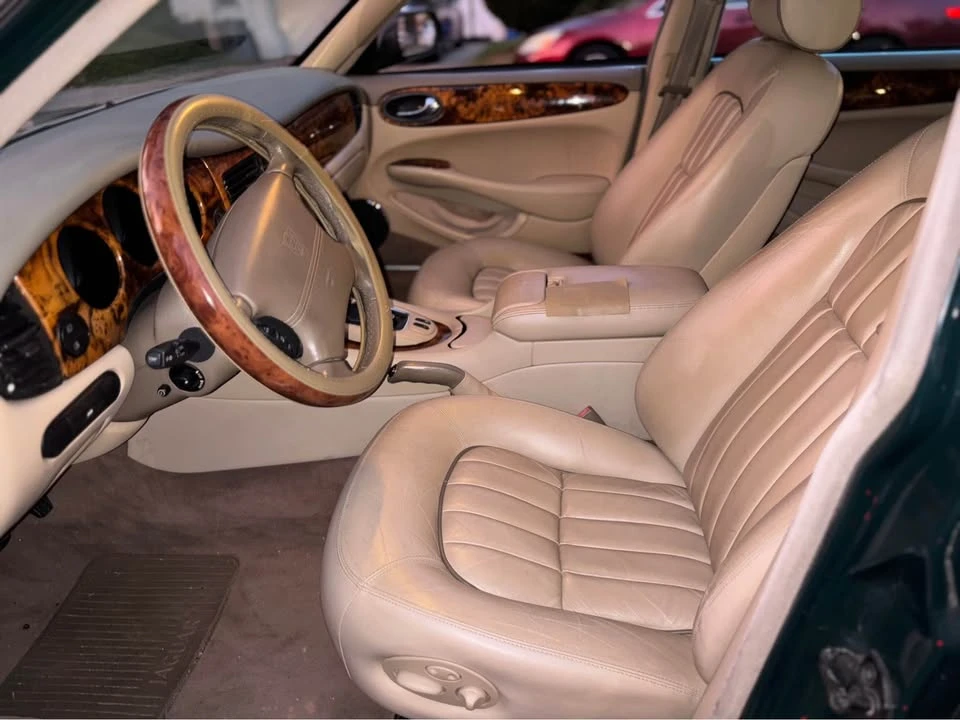 2003 Jaguar X308 XJ - Image 8 of 9